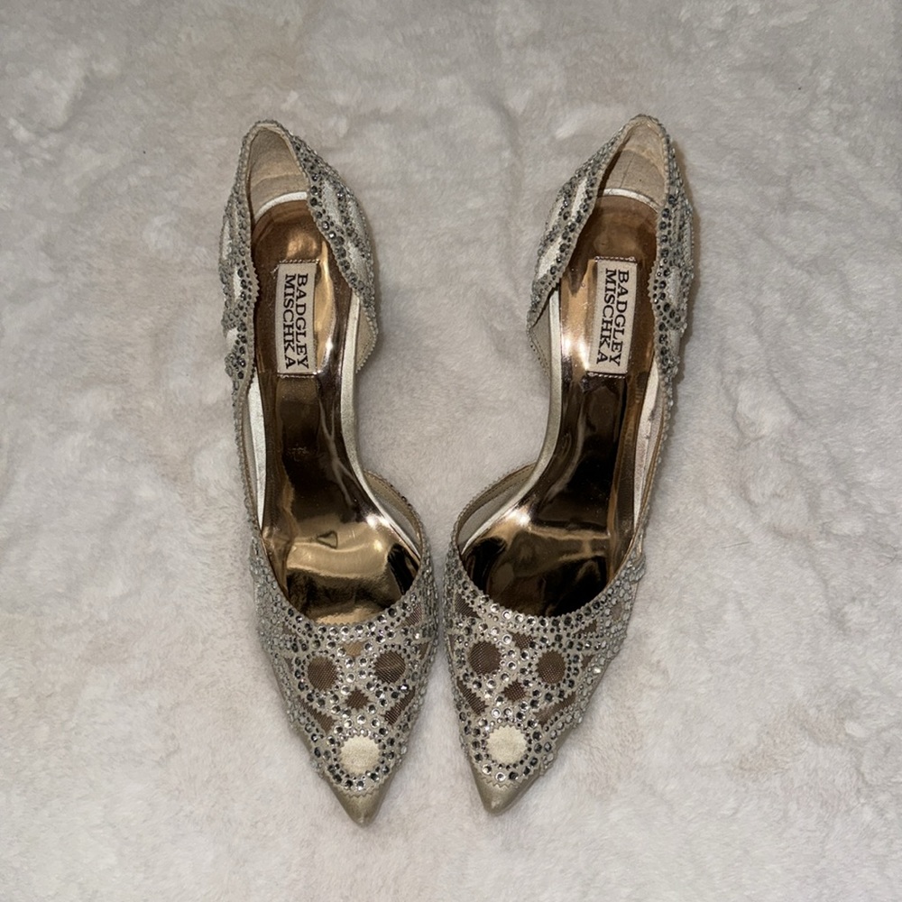 Badgley Mischka heals. Size 8. Perfect condition! - Picture 2 of 4